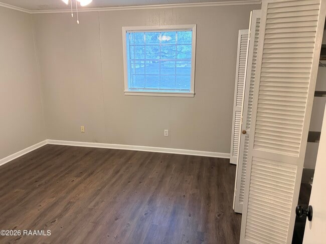 Photo - 718 Harding St Unit 13