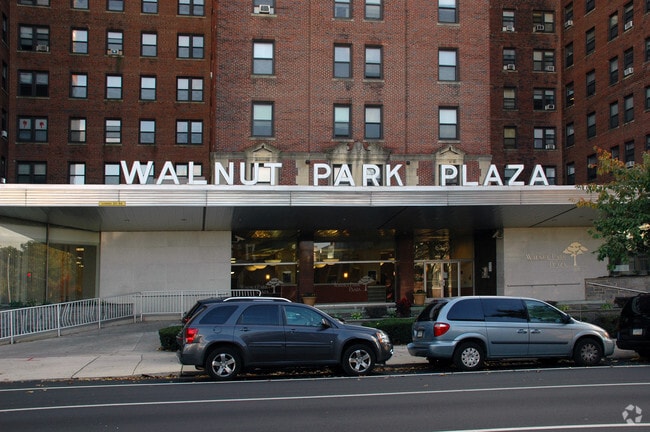 Photo - Walnut Park Plaza