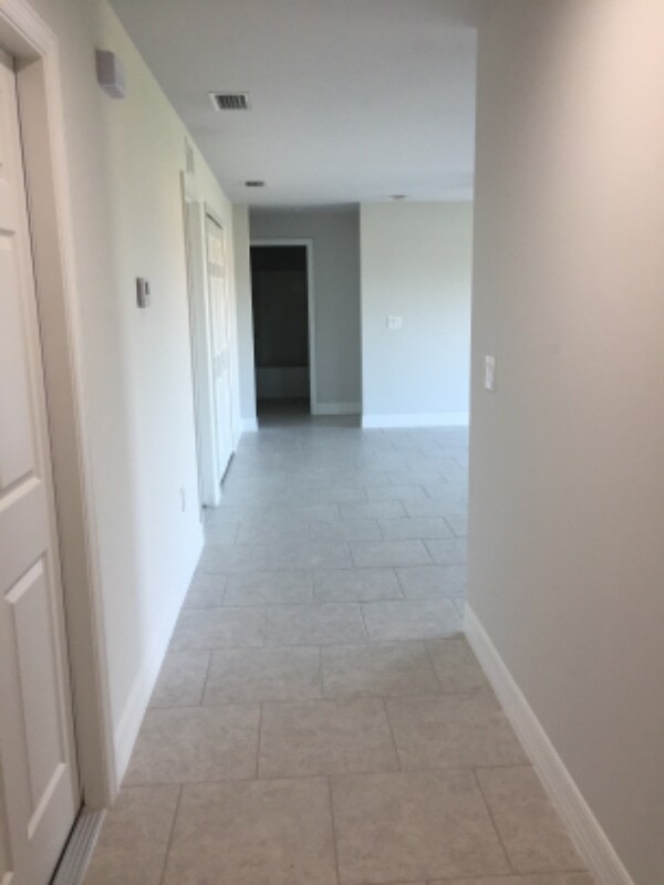 Photo - 5011 Benton St