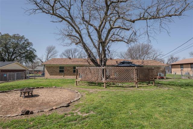 Photo - 3813 Palomino Dr House