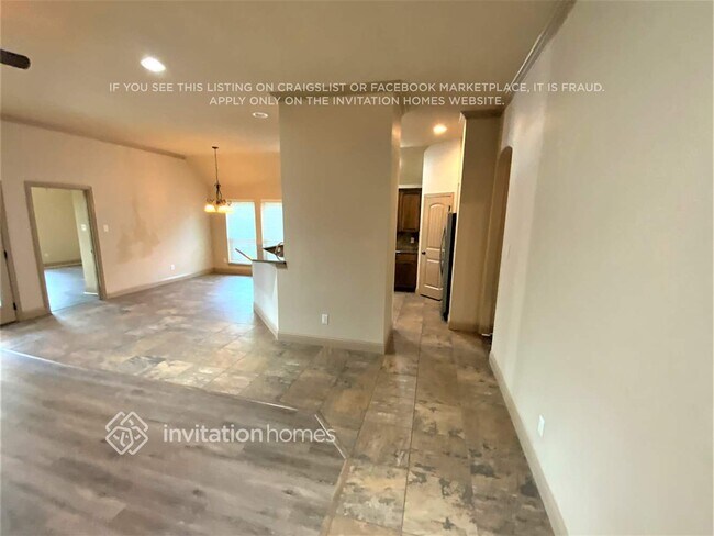 Photo - 108 Chateau Dr