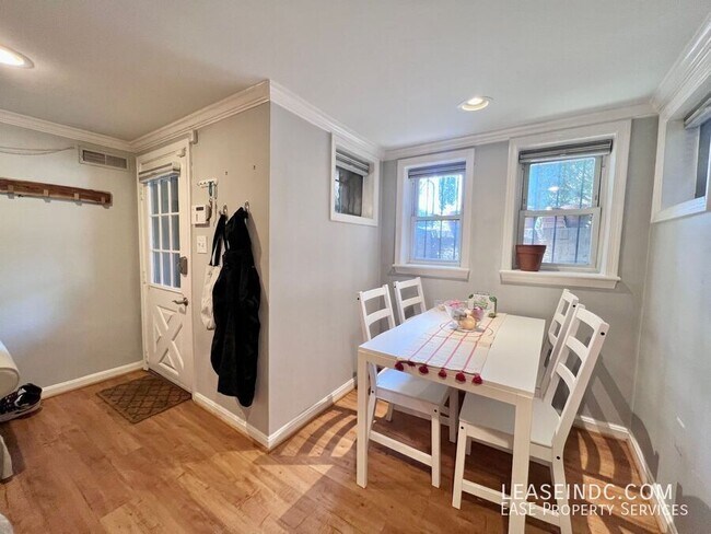 Photo - 1203 New Jersey Ave NW Unit #B