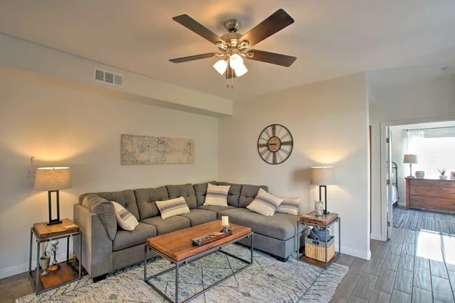 Building Photo - 11333 N 92nd St Unit Mission de los Arroyes