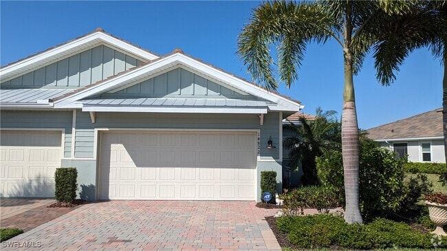Building Photo - 14822 Edgewater Cir Rental