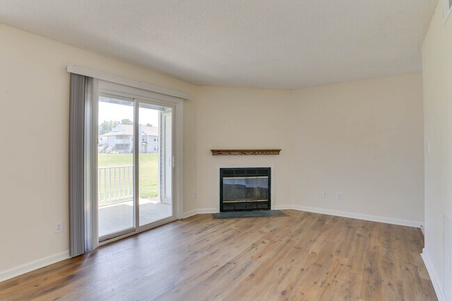 Photo - 5684 Landfall Dr Unit 5684