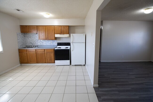 Photo - 3604 Greeley Dr Unit 3604 Greeley - B