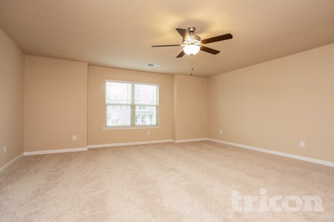 Photo - 216 Stillwood Dr