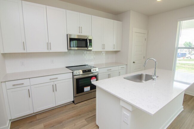 Photo - 170 Southwind Run