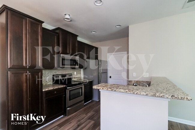 3827 Humber Ct