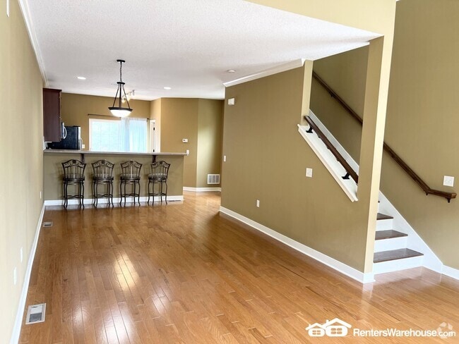 Building Photo - 3873 S Thompson St Rental