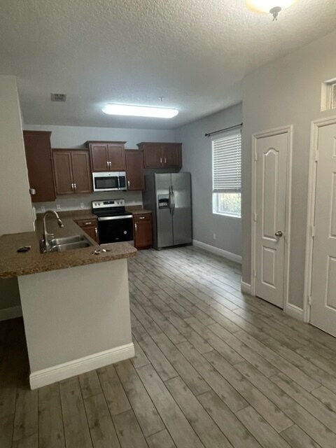 Photo - 2304 Betsy Ross Ln