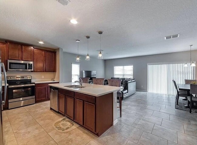 Photo - 157 Williamson Dr