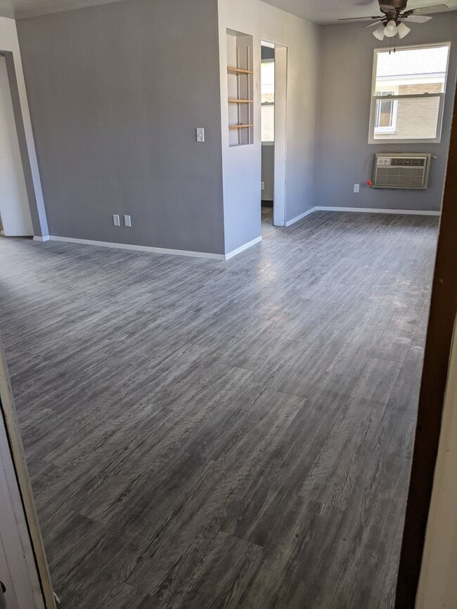 Photo - 1727 Silvercrest Dr Apartment Unit 4