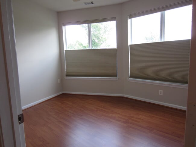 Bedroom - 9480 Virginia Center Blvd Unit 202