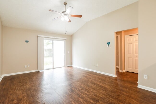 Photo - 9366 Daniel's Mill Dr