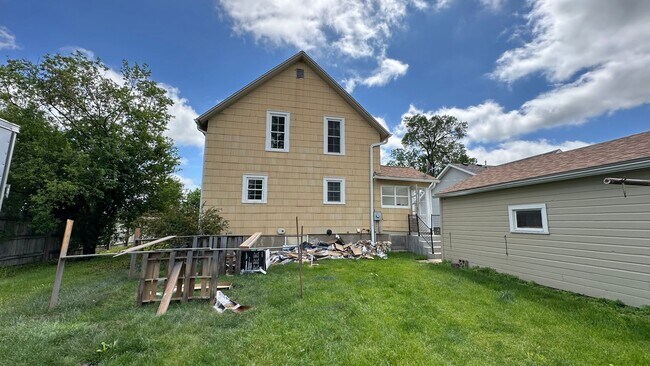 Photo - 229 S Sherman Ave