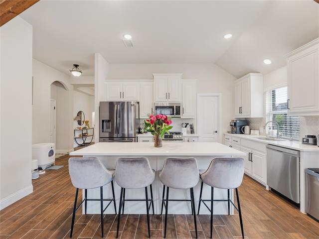 Photo - 1413 Saddle Ridge Dr