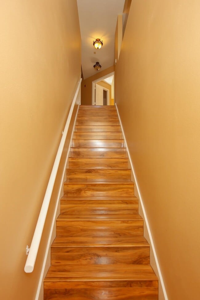 Building Photo - 15207 Harbour Vista Cir Rental