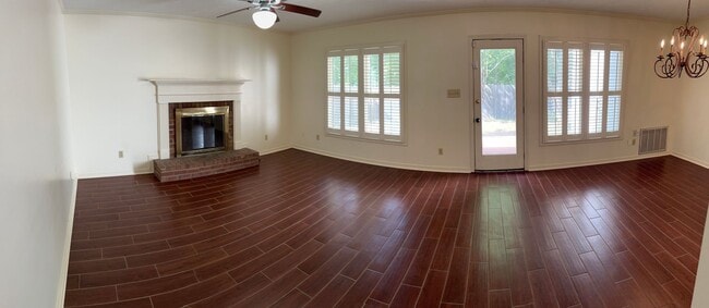 Photo - 3/2 Available for Rent in Summertree of Madison!
