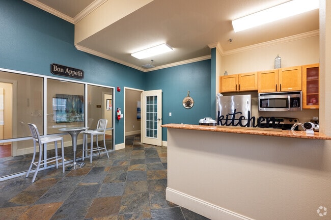 Clubhouse Kitchen