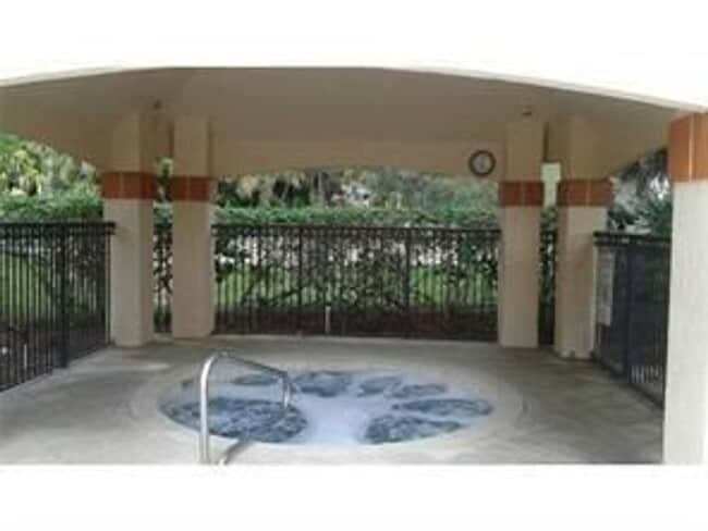 Photo - 3340 Pinewalk Dr N