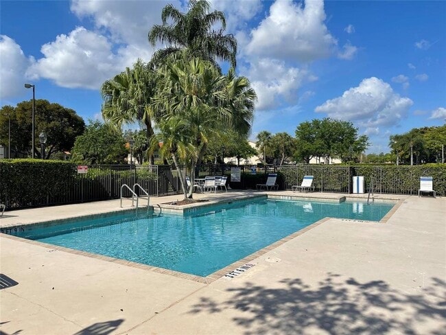 Photo - 3350 Pinewalk Dr N Unit #1413
