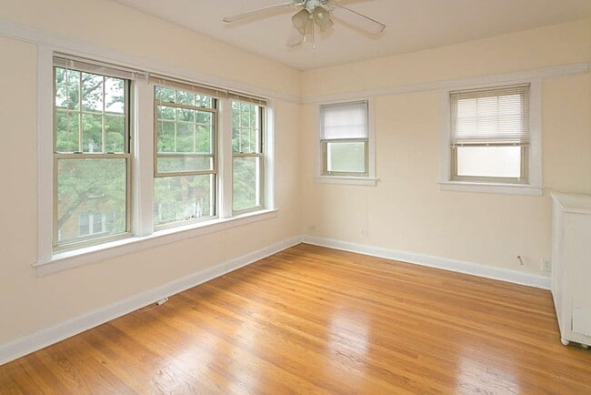 Photo - 1919 W Winona St Unit 2