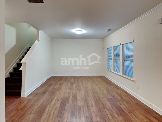 Photo - 2515 Beal St