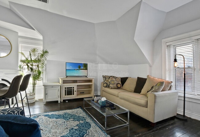 Photo - 1319 S 2nd St Unit 3