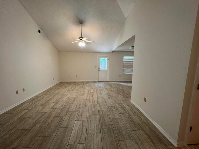 Photo - 71 Olde Cypress Cir NW