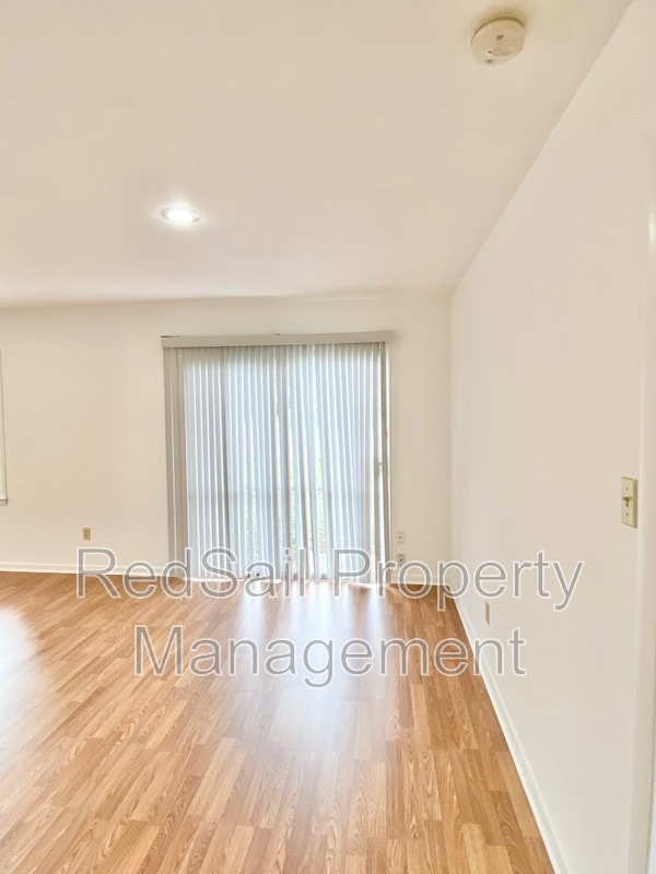 Photo - 701 Essex Park Dr