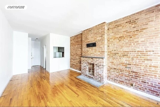 Photo - 409 E 87th St