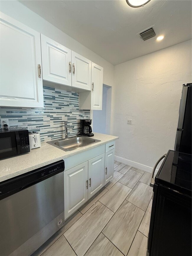 Photo - 1540 Jefferson Ave Unit 4