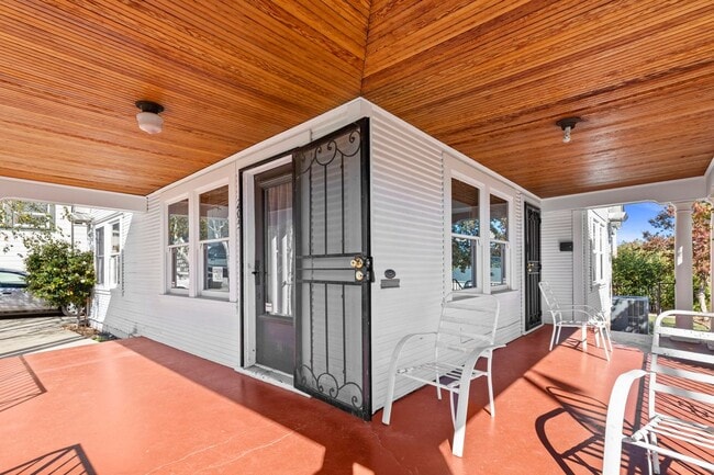 Photo - 205 Court St