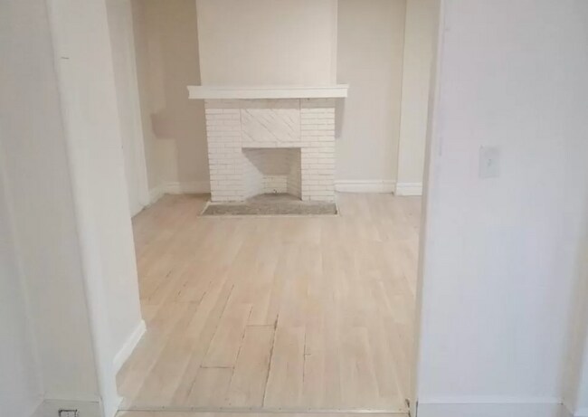 Photo - 133 Isabella Ave Unit 3