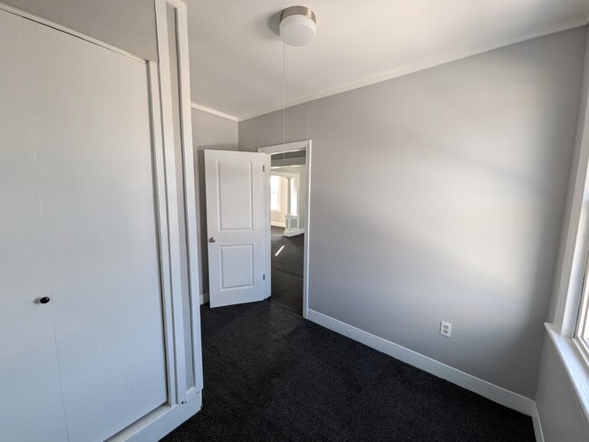 Photo - 112 Ansonia Unit 3