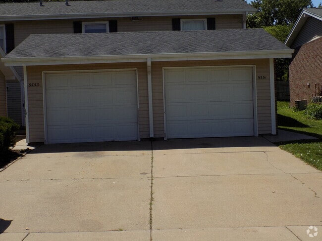 Building Photo - 5553 Canterbury Ln Rental