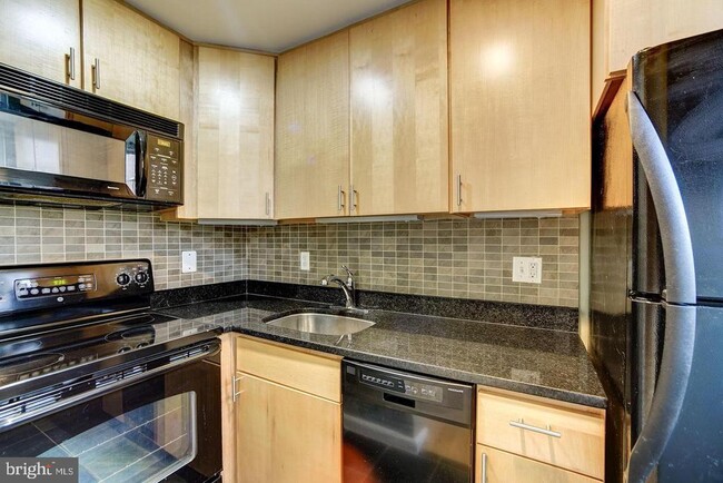 Photo - 1909 Key Blvd Apartamento Unidad 11551