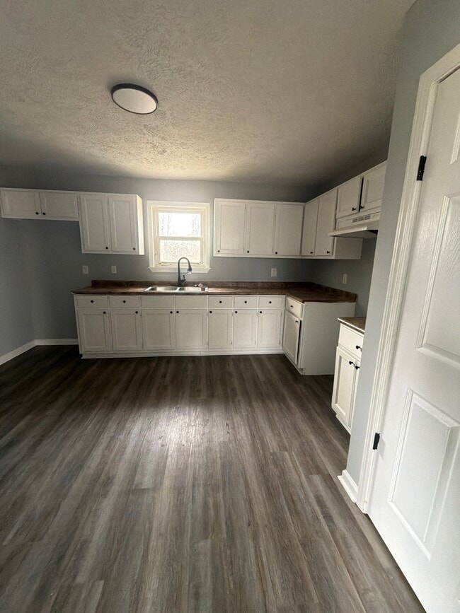 Photo - 151 Tisdale St