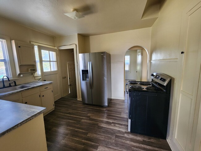 Photo - 2 bedroom with lots of space.
