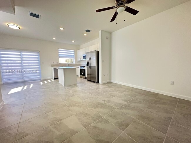 Photo - 26848 SW 121st Ave