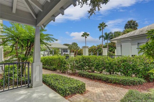 Photo - 3651 NE Pineapple Ave