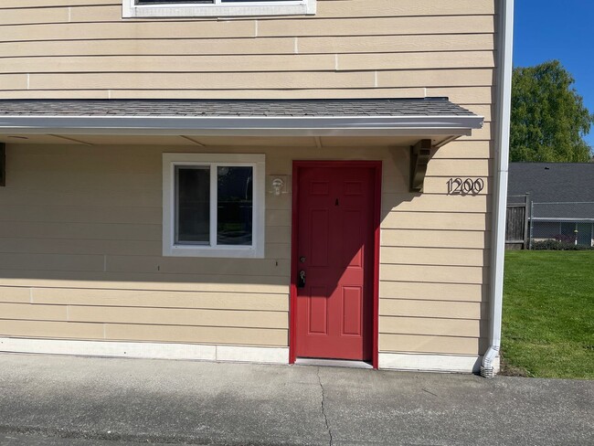 Photo - 1200 33rd St Unit 33rd Street, 1200 A