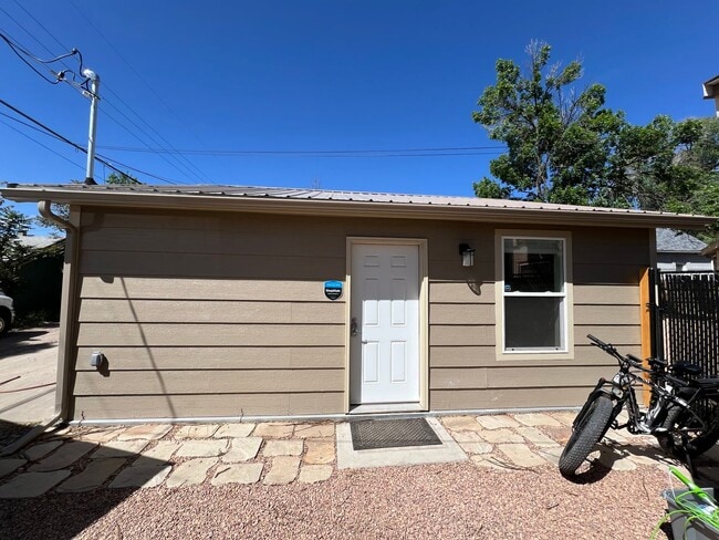 1126 Rudd Ave