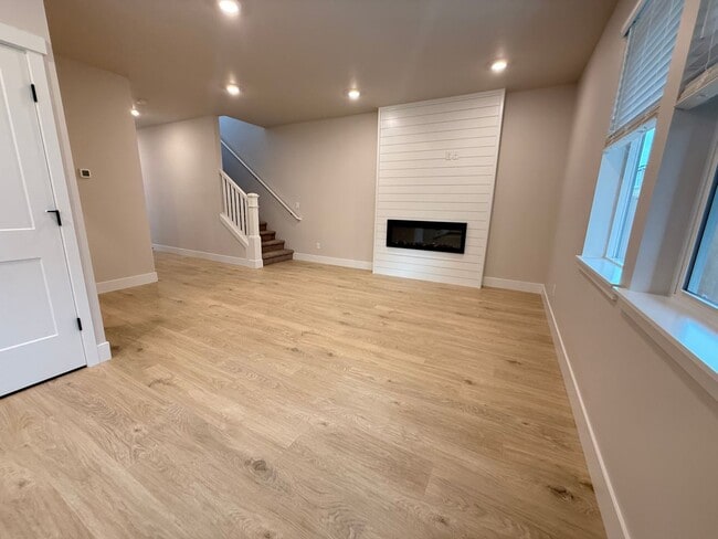 Photo - Brand New Stunning 5 Bed/3 Bath Home - Steven's Ranch