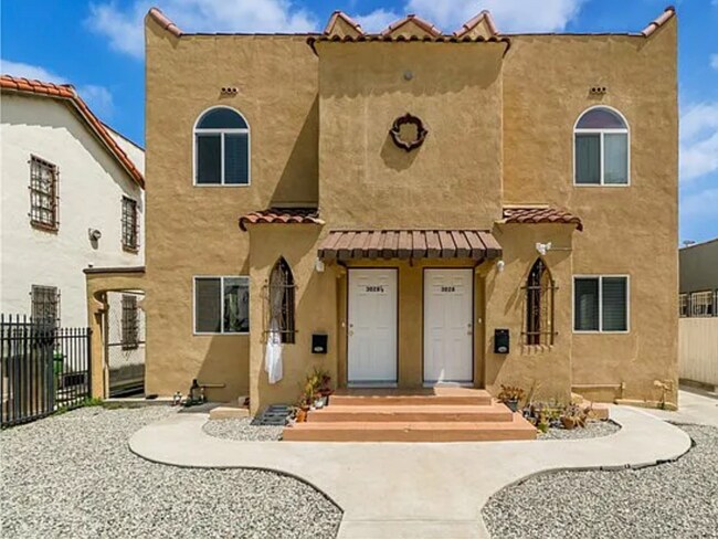 Photo - 3028 Edgehill Dr Unit 3028