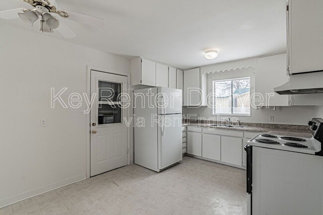 Photo - 265 Pike St