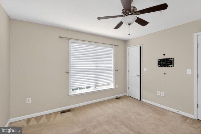 Building Photo - 15742 John Diskin Cir