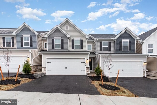 Building Photo - 104 Emma Cir