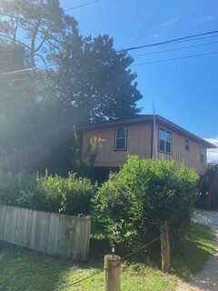 Outside view - 5231 Soundside Dr